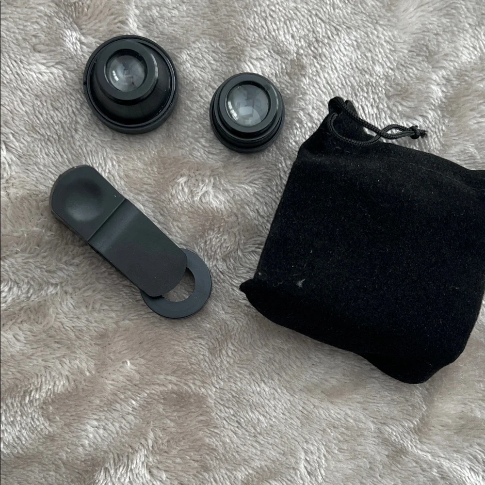 Universal Clip Lens